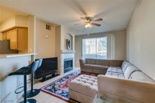 Photo #3: 2541449 Listing