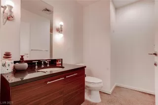 Photo #1: 2541452 Listing