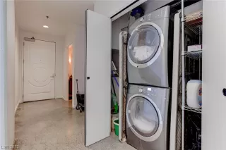 Photo #3: 2541452 Listing