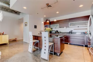 Photo #6: 2541452 Listing