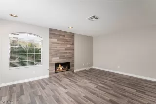 Photo #1: 2541510 Listing 