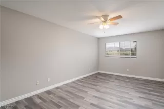 Photo #5: 2541510 Listing 