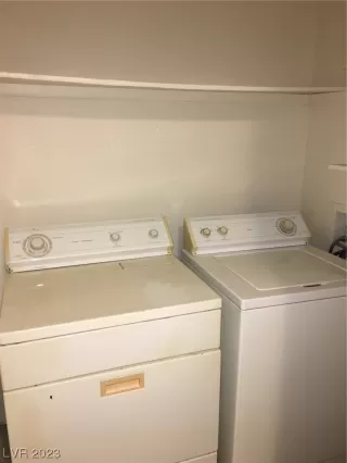 Photo #4: 2541599 Listing 