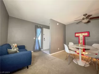 Photo #5: 2541609 Listing