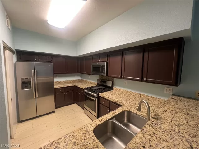 MLS: 2541639 Condo For Sale