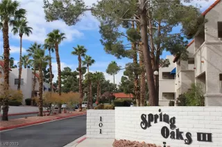 Photo #1: 2541659 Listing