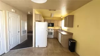 Photo #3: 2541661 Listing 