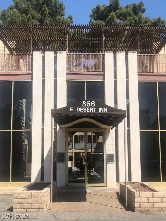 MLS: 2541692 Condo For Sale