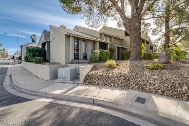 MLS: 2541737 Condo For Sale