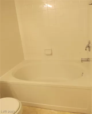 Photo #2: 2541748 Listing 