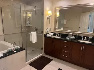 Photo #3: 2541751 Listing