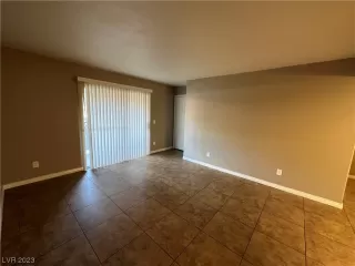 Photo #4: 2541755 Listing 