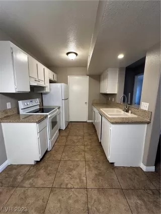 Photo #6: 2541755 Listing 