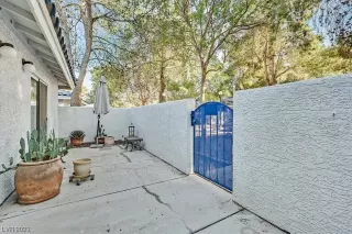 Photo #1: 2541773 Listing