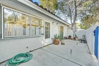 Photo #2: 2541773 Listing