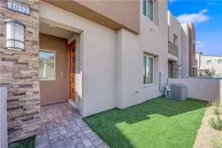 Photo #1: 2541777 Listing 