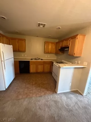 Photo #1: 2541778 Listing 