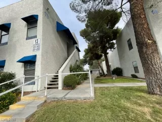 Photo #1: 2541807 Listing 