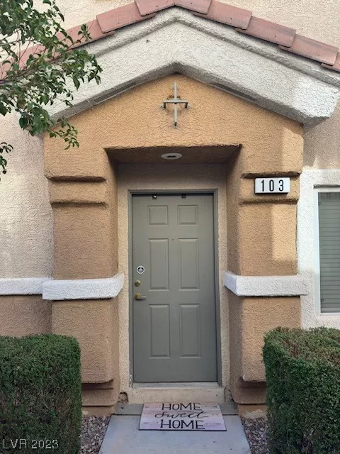 MLS: 2541810 Condo For Sale