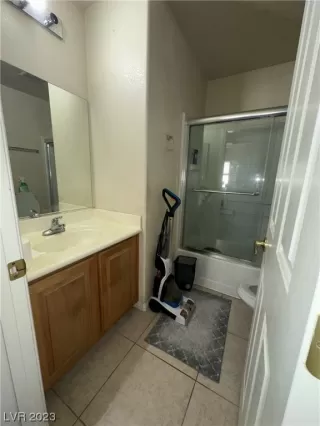Photo #3: 2541810 Listing