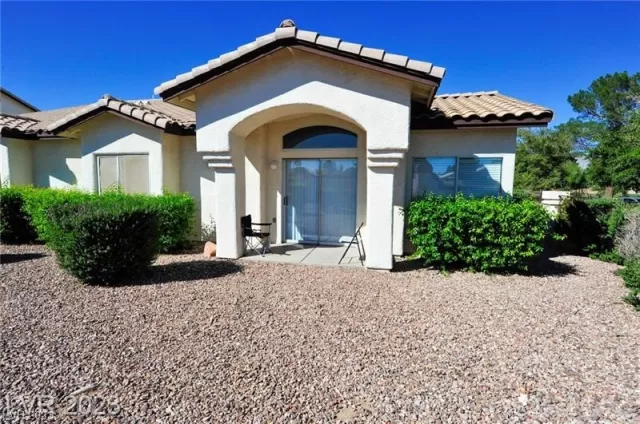 MLS: 2541836 Condo For Sale