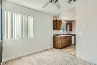 Photo #5: 2541839 Listing 