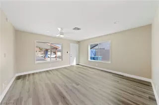 Photo #1: 2541859 Listing