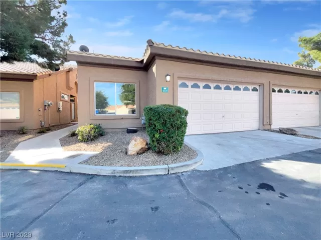 MLS: 2541882 Condo For Sale