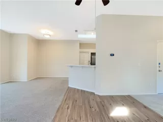 Photo #6: 2541882 Listing 