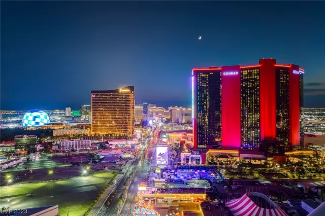 MLS: 2541907 Condo For Sale