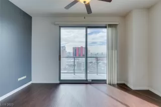 Photo #5: 2541912 Listing