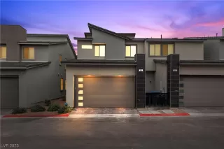 Photo #1: 2541927 Listing 