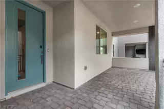 Photo #2: 2541927 Listing 