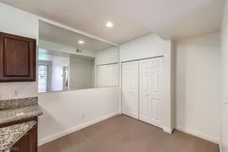 Photo #6: 2541948 Listing