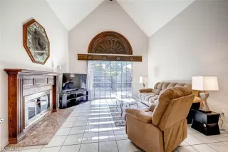 Photo #1: 2541999 Listing 