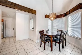 Photo #2: 2541999 Listing 