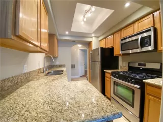 Photo #3: 2542002 Listing 