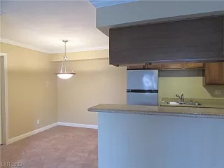 Photo #5: 2542010 Listing 