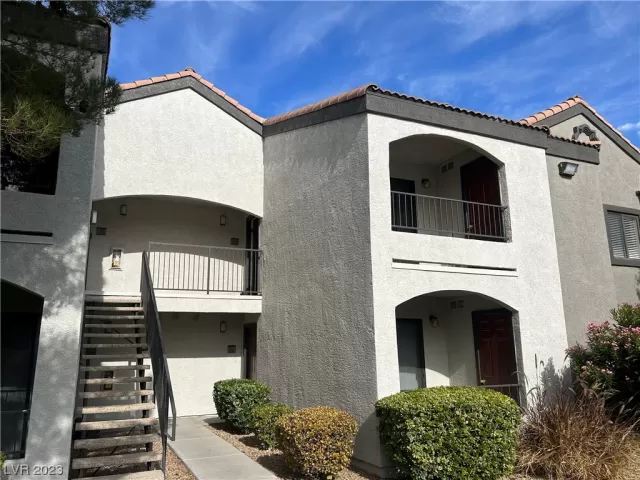 MLS: 2542021 Condo For Sale