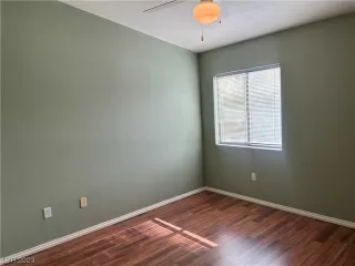 Photo #4: 2542021 Listing 