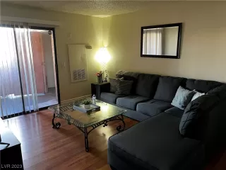 Photo #1: 2542052 Listing