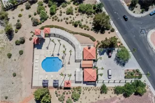 Photo #1: 2542068 Listing