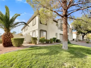 Photo #5: 2542075 Listing 