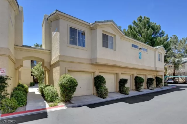 MLS: 2542110 Condo For Sale