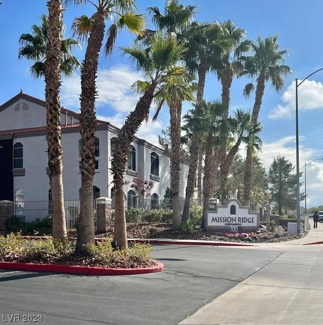 MLS: 2542112 Condo For Sale