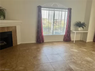 Photo #4: 2542112 Listing 