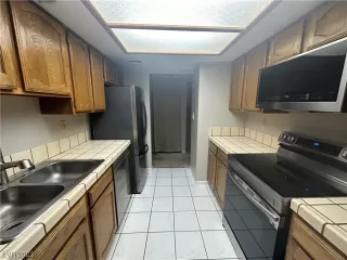 Photo #2: 2542115 Listing 