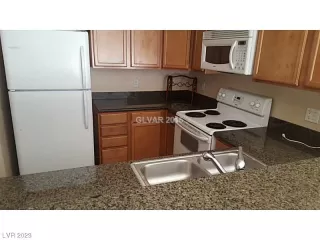 Photo #4: 2542135 Listing 