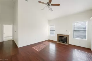 Photo #5: 2542165 Listing 