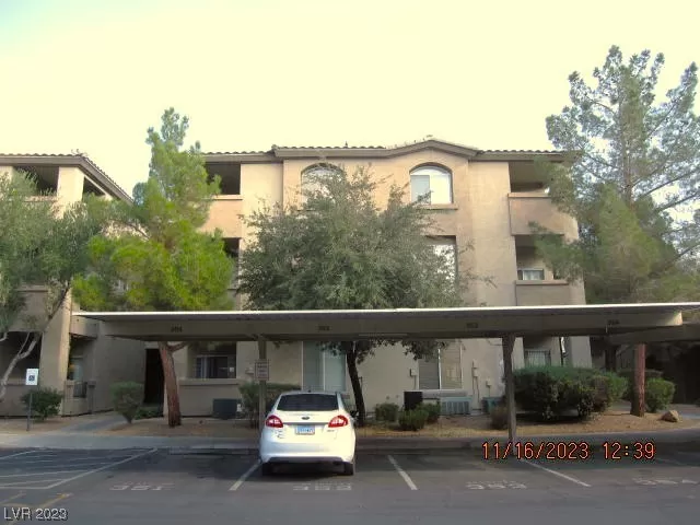 MLS: 2542166 Condo For Sale